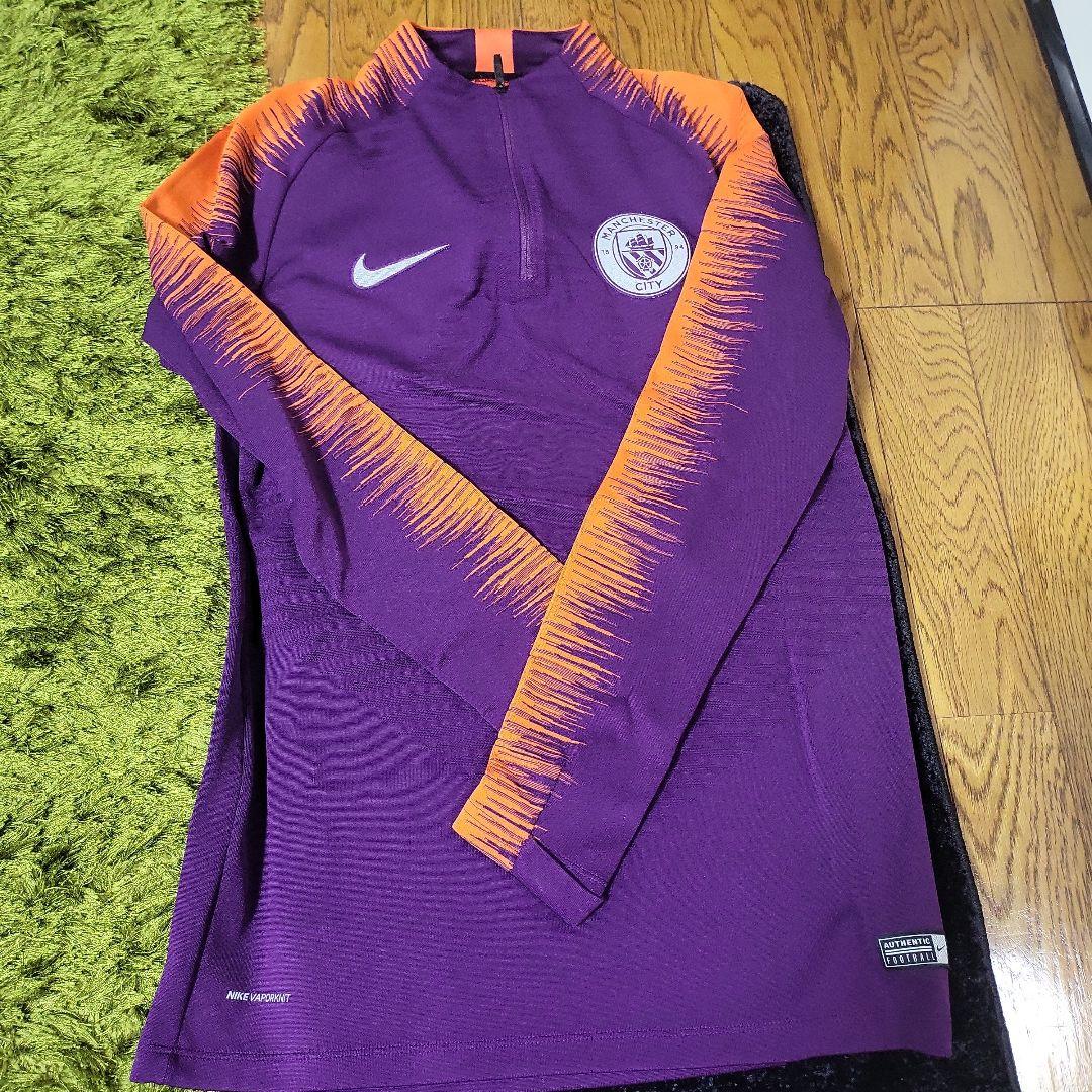 ヴェイパーニット ナイキ