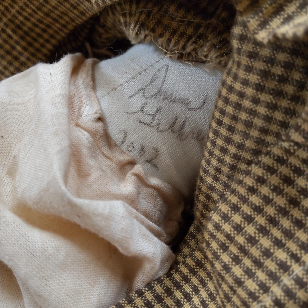 アンティークドール　レア　人形1体　茶色　リプロダクション　人形　海外作家