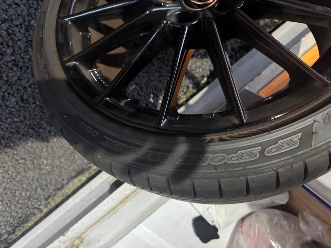 トヨタGRヤリス18インチ タイヤホイール4本セット引き取り歓迎エンケイホイール