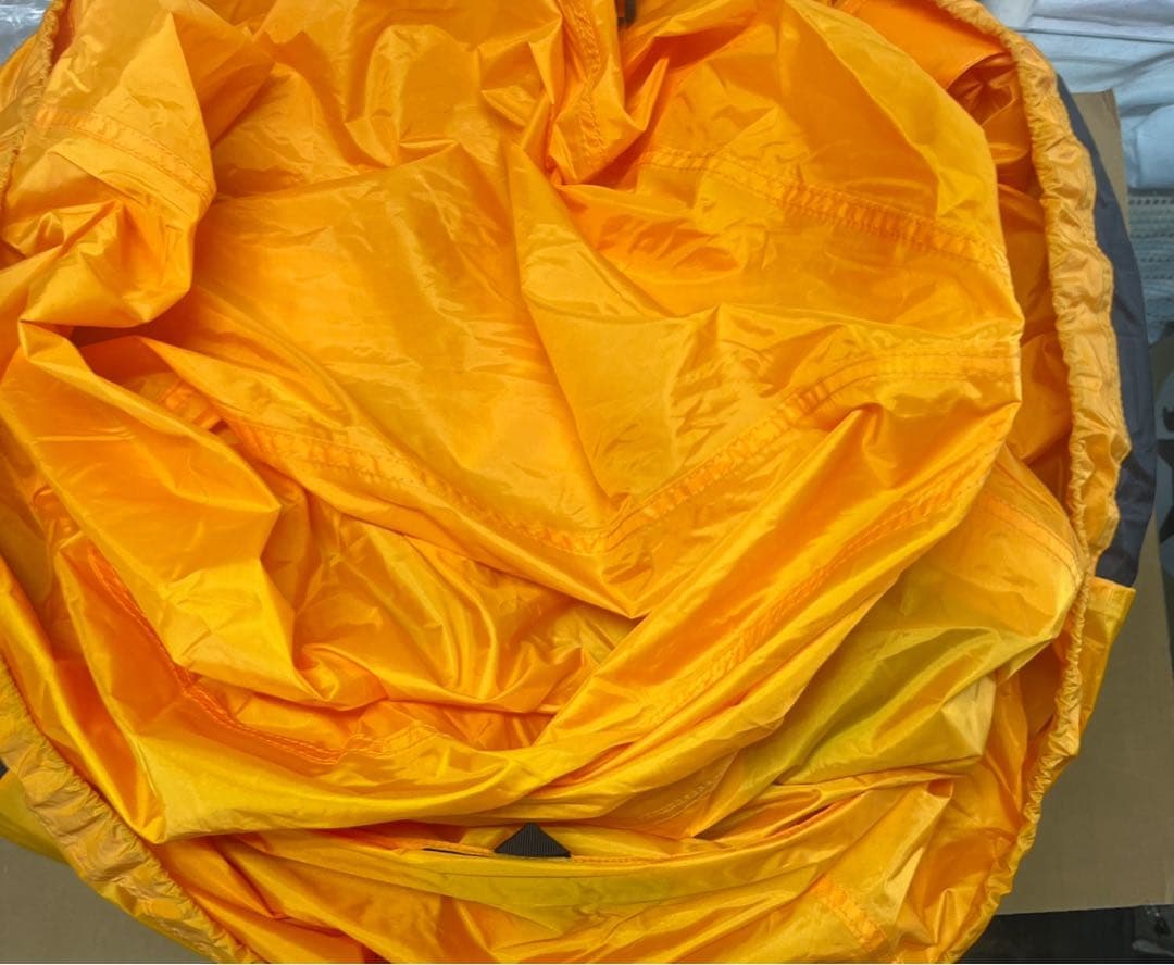 ジオドーム4 NV21800 イエロー　フットプリント付き