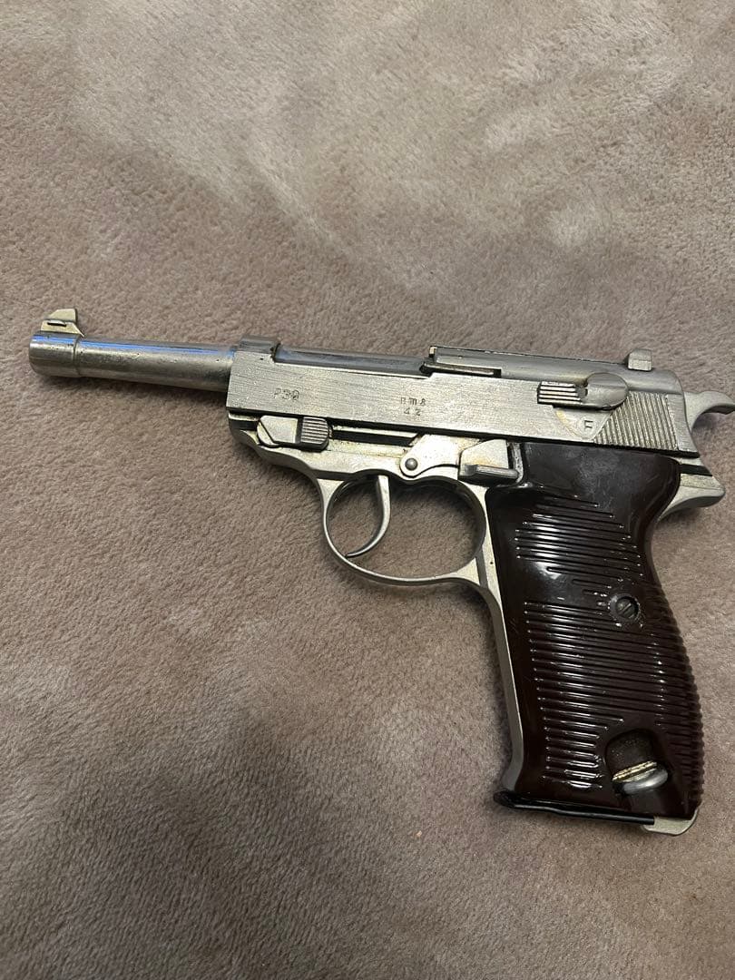 ルパン三世 愛銃 ワルサーP38 モデルガン nms42 SMG