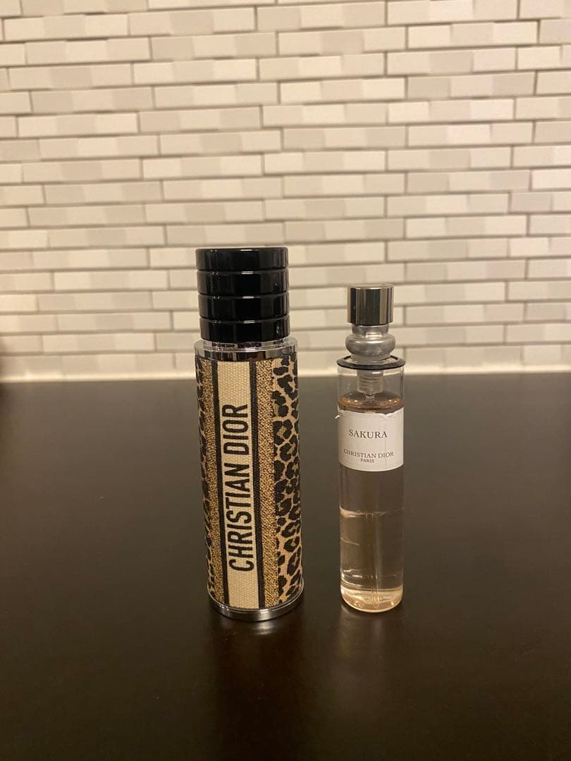 D I O Rトラベルスプレーケース　ヒョウ柄