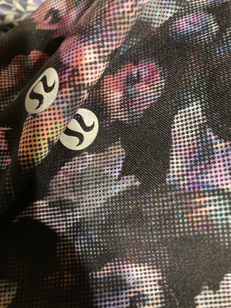 【レア】新品タグ付き　wundr　under　Crop　レギンス パンツ 4