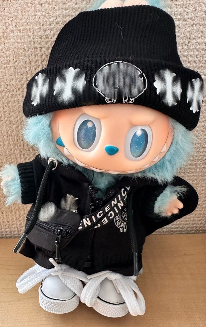 LABUBU 本体&着せ替え5点セット