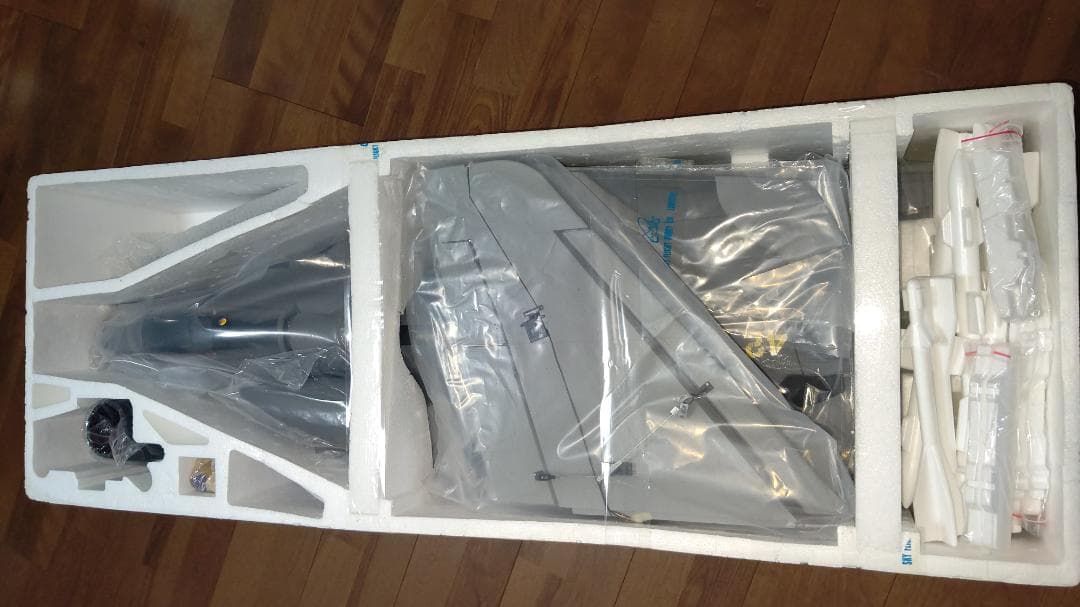 ラジコン　飛行機　Mig-29戦闘機７０㎜ツイン　EDFダクト機