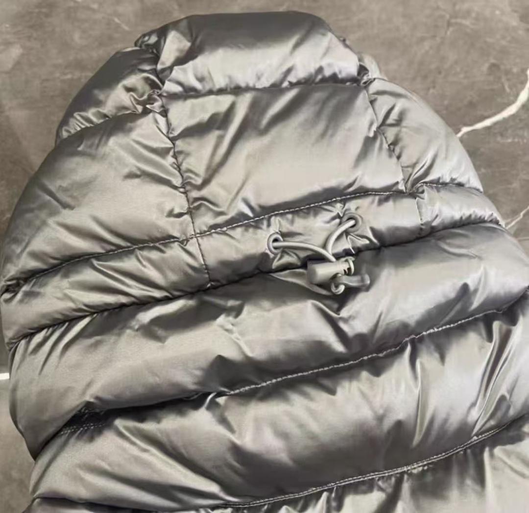 Supreme グレー ダウンジャケット フード付き M