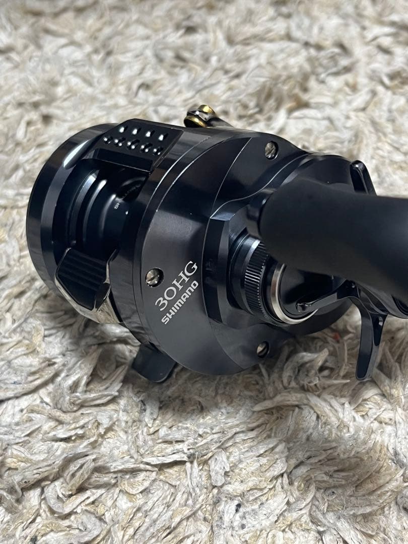 GW値下げ　カルカッタコンクエスト　30HG SE 100HG 回転良好 シマノ
