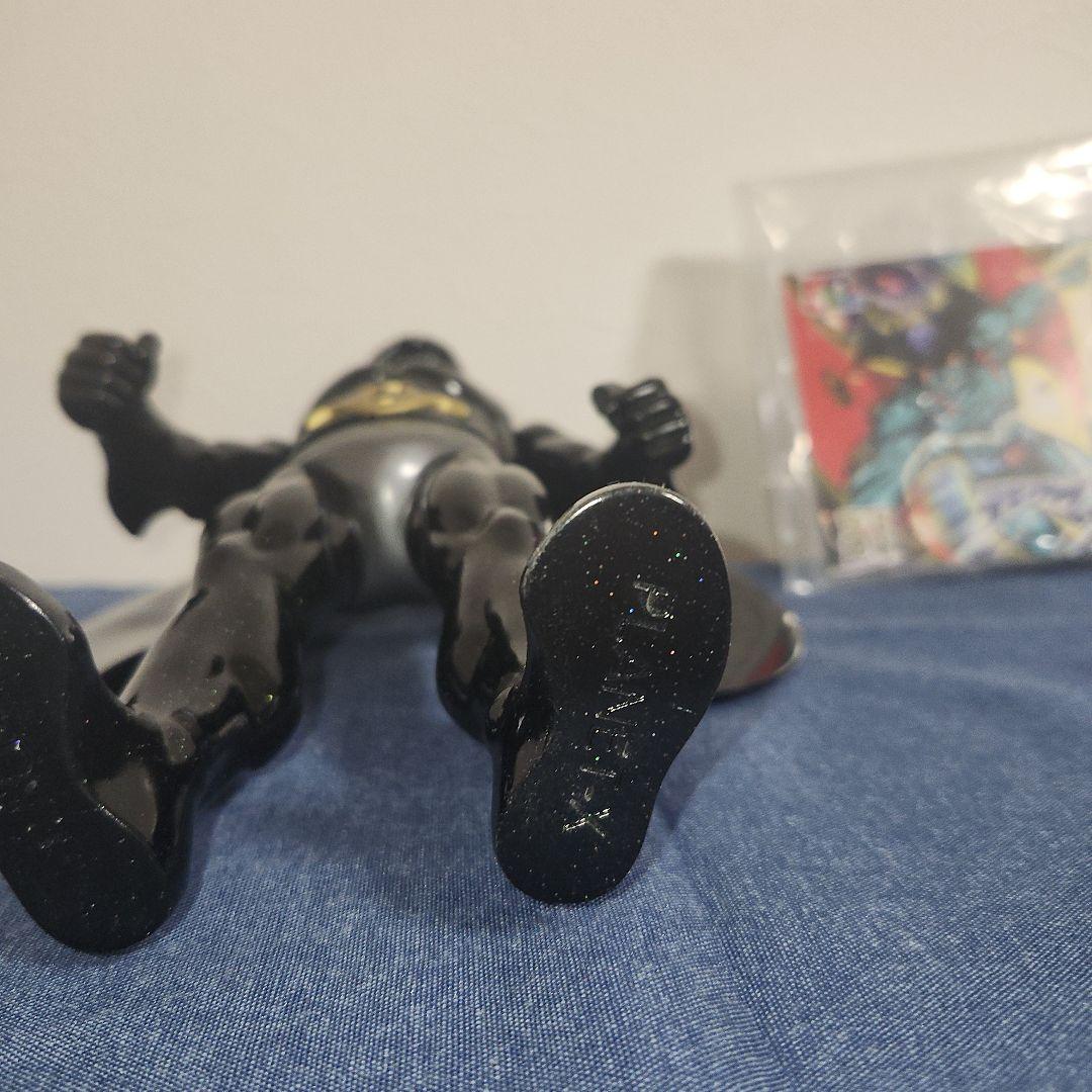 墓場の画廊　デビルマン　マスク　面取れ　ソフビ　ブラック細かな金ラメ入り