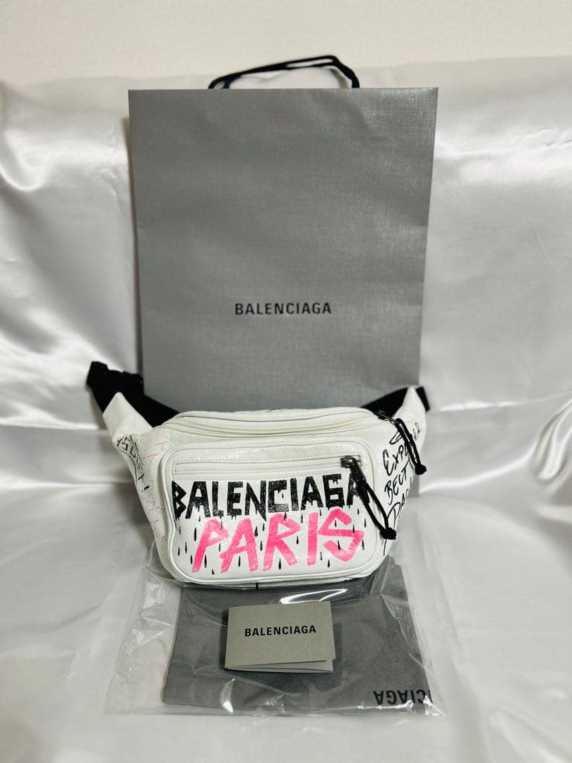 BALENCIAGA バレンシアガ グラフィティ エクスプローラー ボディバッグ