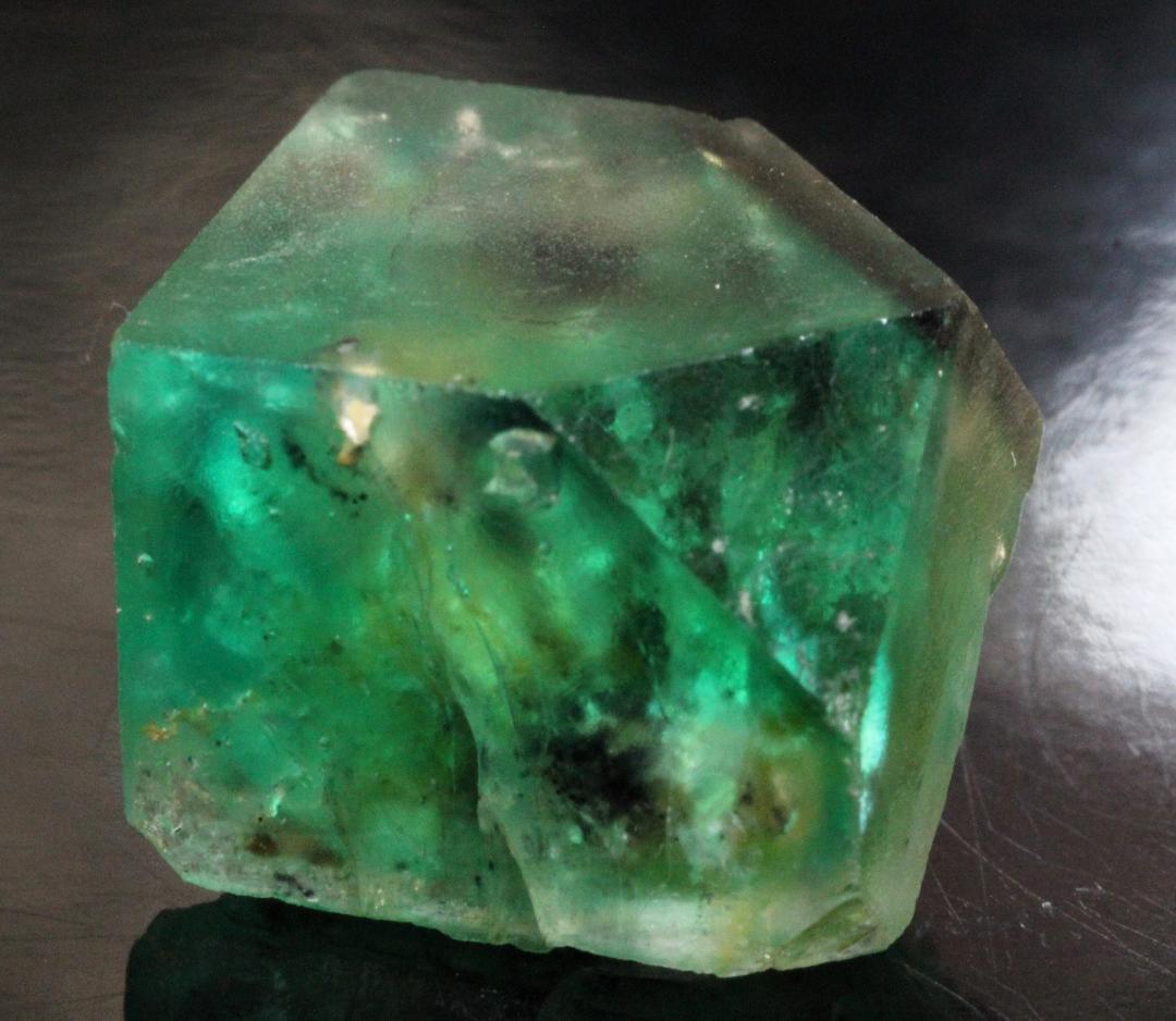 ナミビア エロンゴ州産フローライト