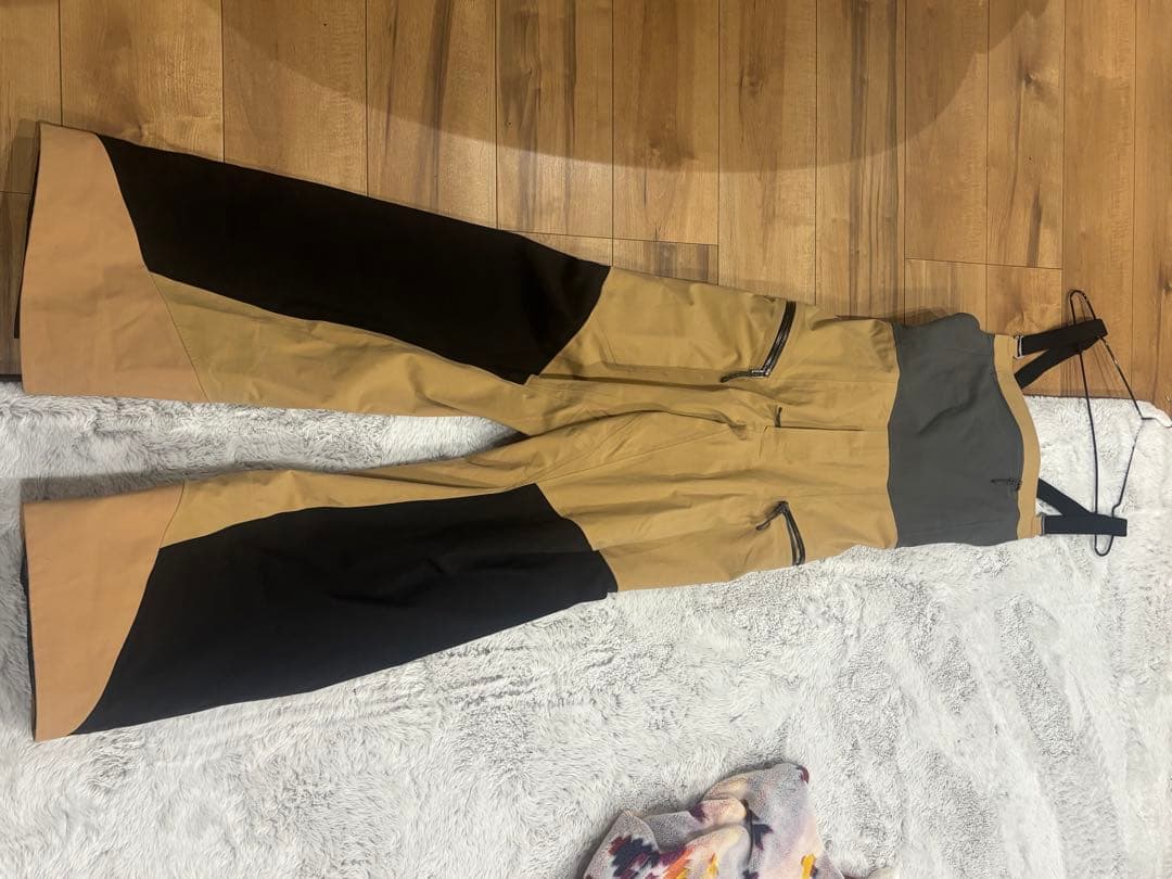 パタゴニア　スノードリフター　ビブ　Sサイズ