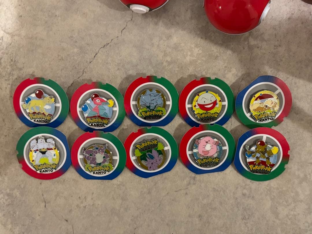 ポケパークカントー　ピンズ10個まとめ売り