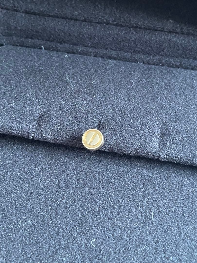 カルティエ　LOVEイエローゴールドピアス