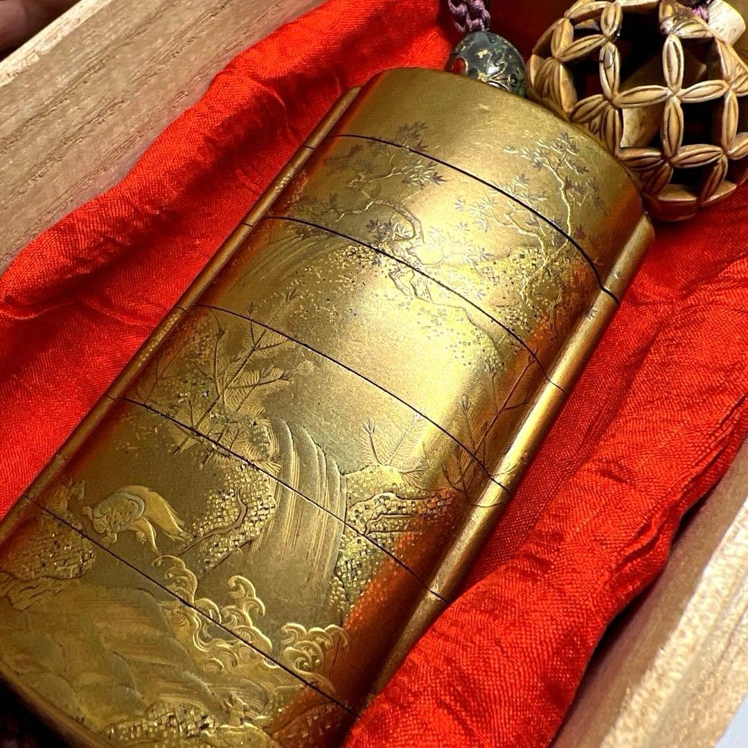 梶川作　極上蒔絵印籠　蓋無木箱付　71g 東Y7-0710⭐︎2F