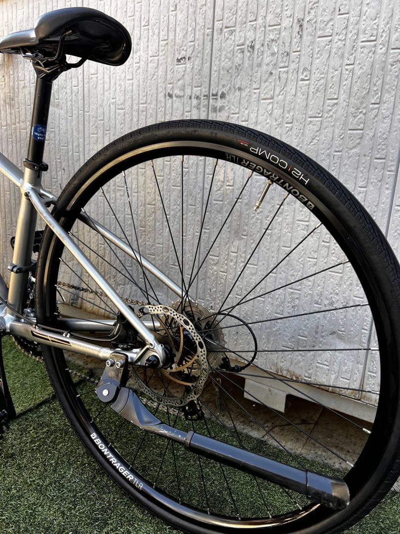 TREK FXS4 トレック　ロードバイク