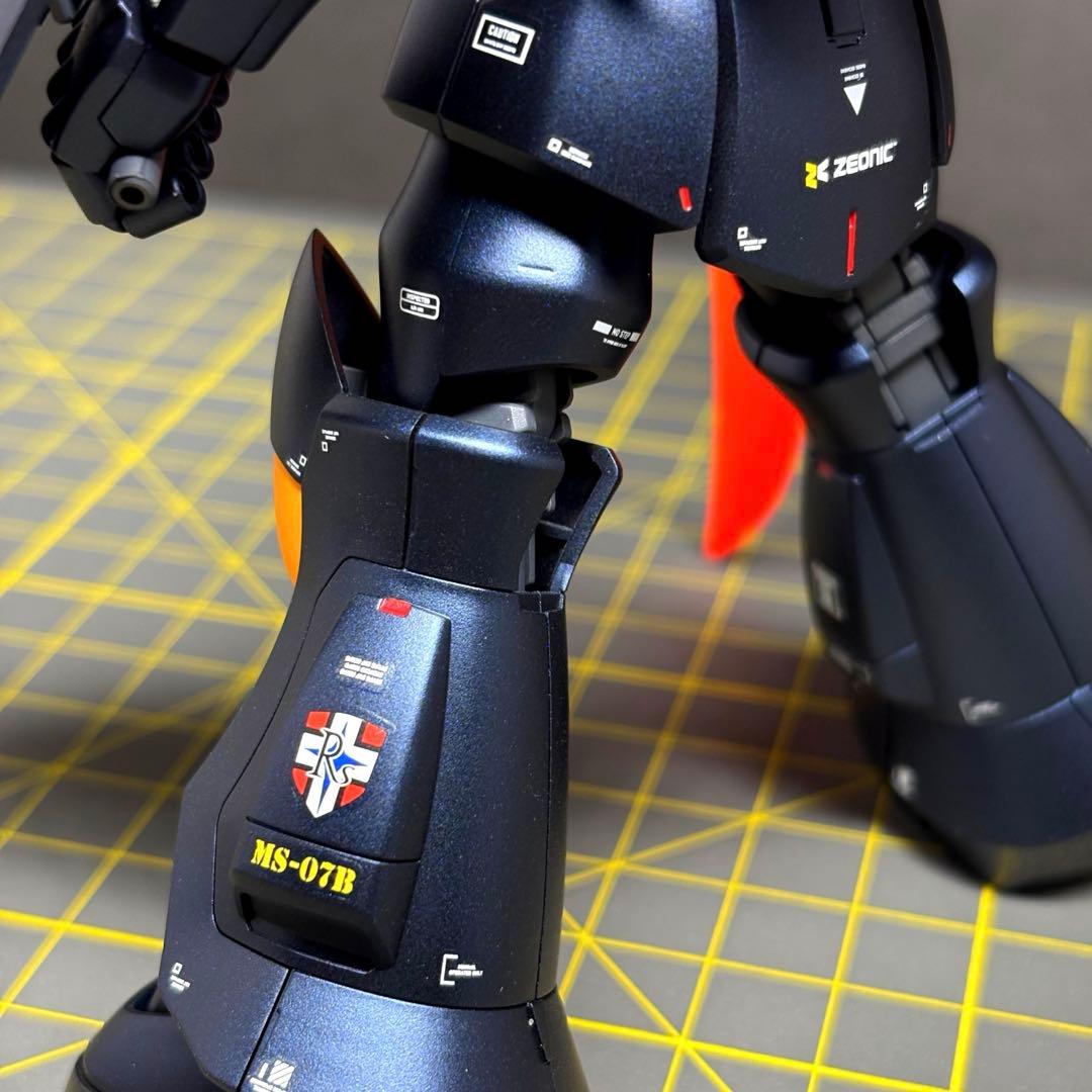 HG 1/144 グフ リバイブ 塗装 完成品 （機動戦士ガンダム）　ガンプラ