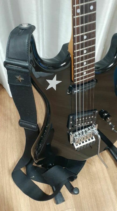 KRAMER エレキギター LK-1BF(リッチー・サンボラ風？)