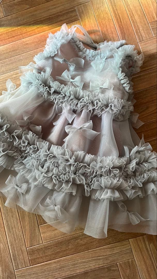 グレー フリル リボン付き チュールドレス