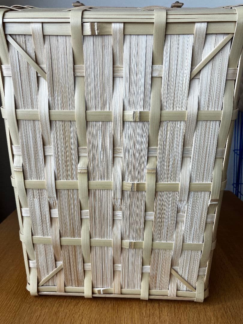 福田真理子さんの蓋付きかご