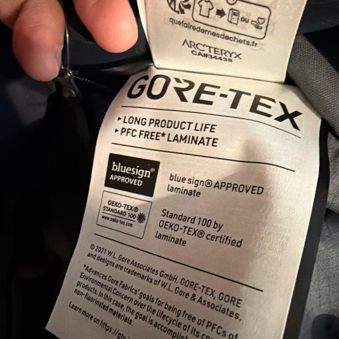 ジャケット・アウター ARC'TERYX WALK GENTLY BETA SL JKT XL