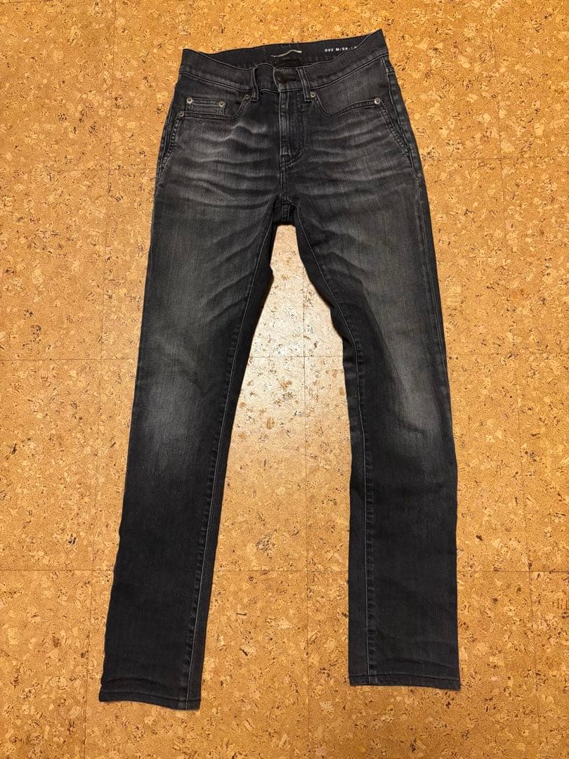 SAINT LAURENT PARIS スキニーデニム　ウォッシュ加工