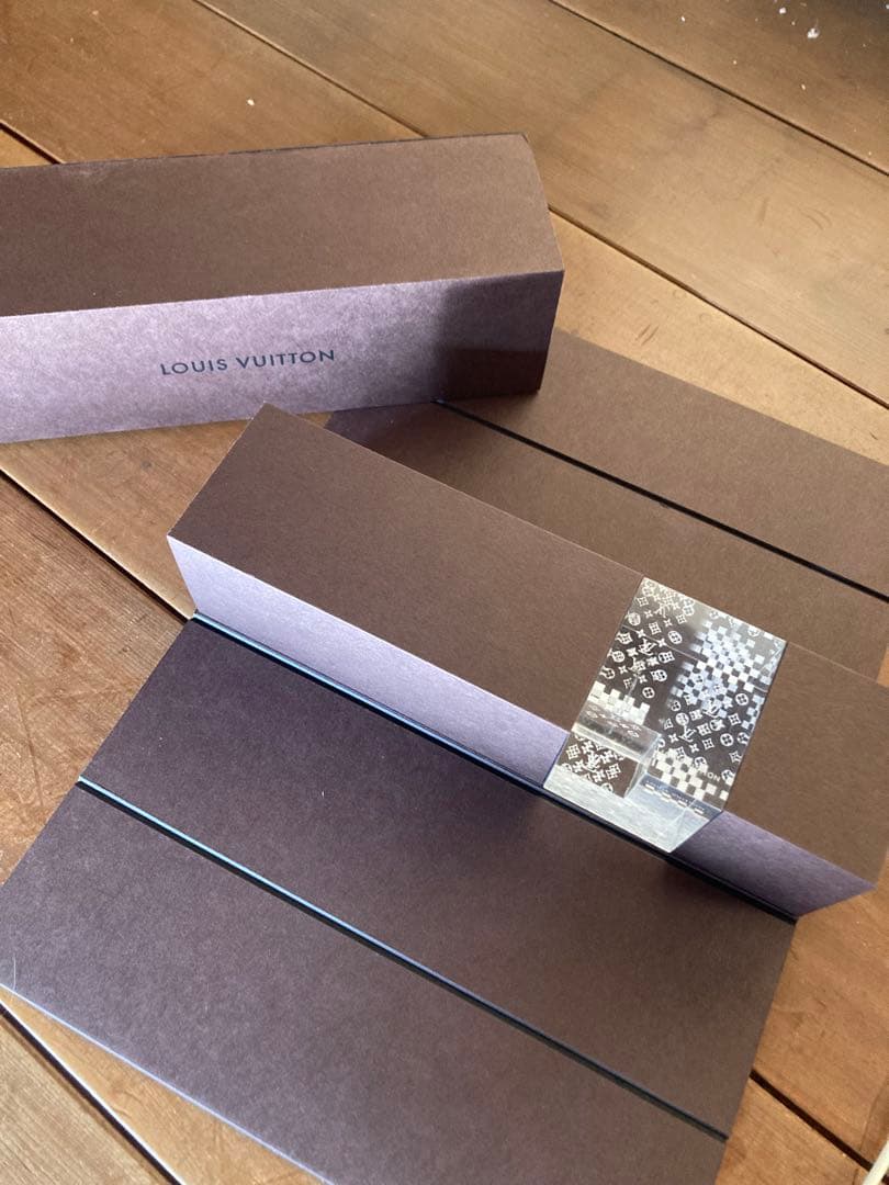 LOUIS VUITTON クリスタルオブジェ