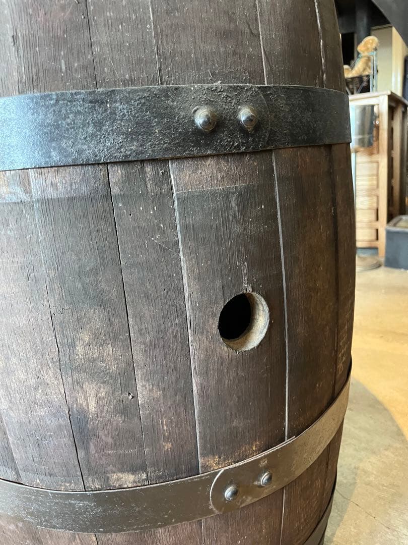 樽テーブル　カウンターテーブル