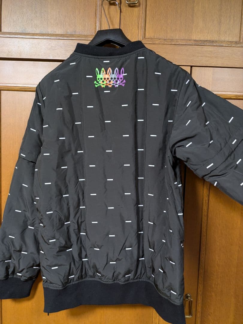 (美品) サイコバニー 2WAYダウンブルゾン 黒×白 総柄 袖着脱可