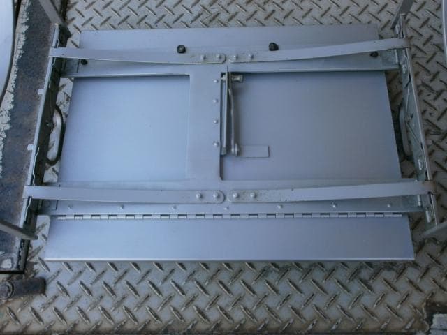 R*A様 米軍 アルミ製 フォールディング テーブル MEDICAL TABLE