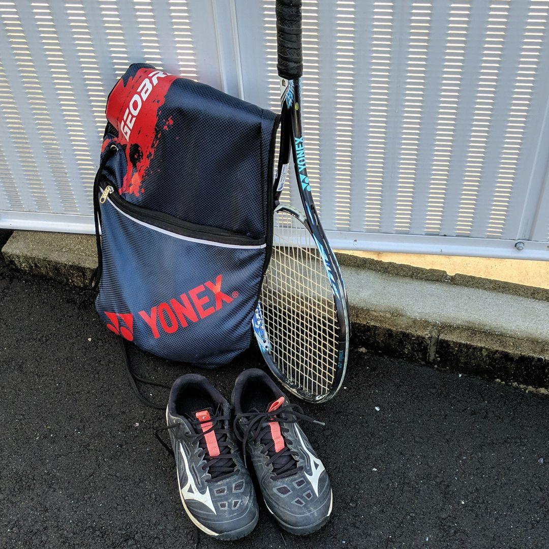 タイムセール！ヨネックス　ラケット　ケース　ミズノシューズ