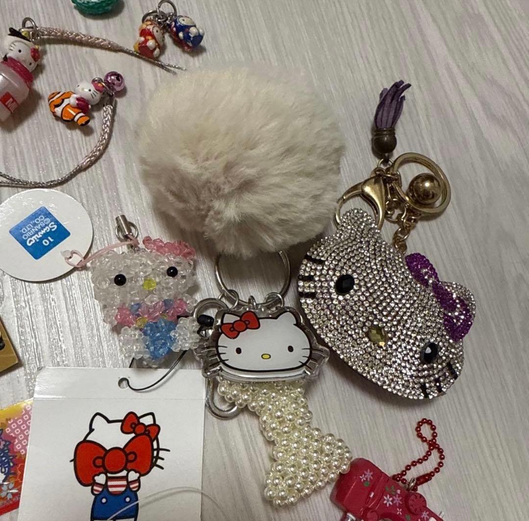 ハローキティ　ご当地　ねつけ　ストラップ　セット　サンリオ