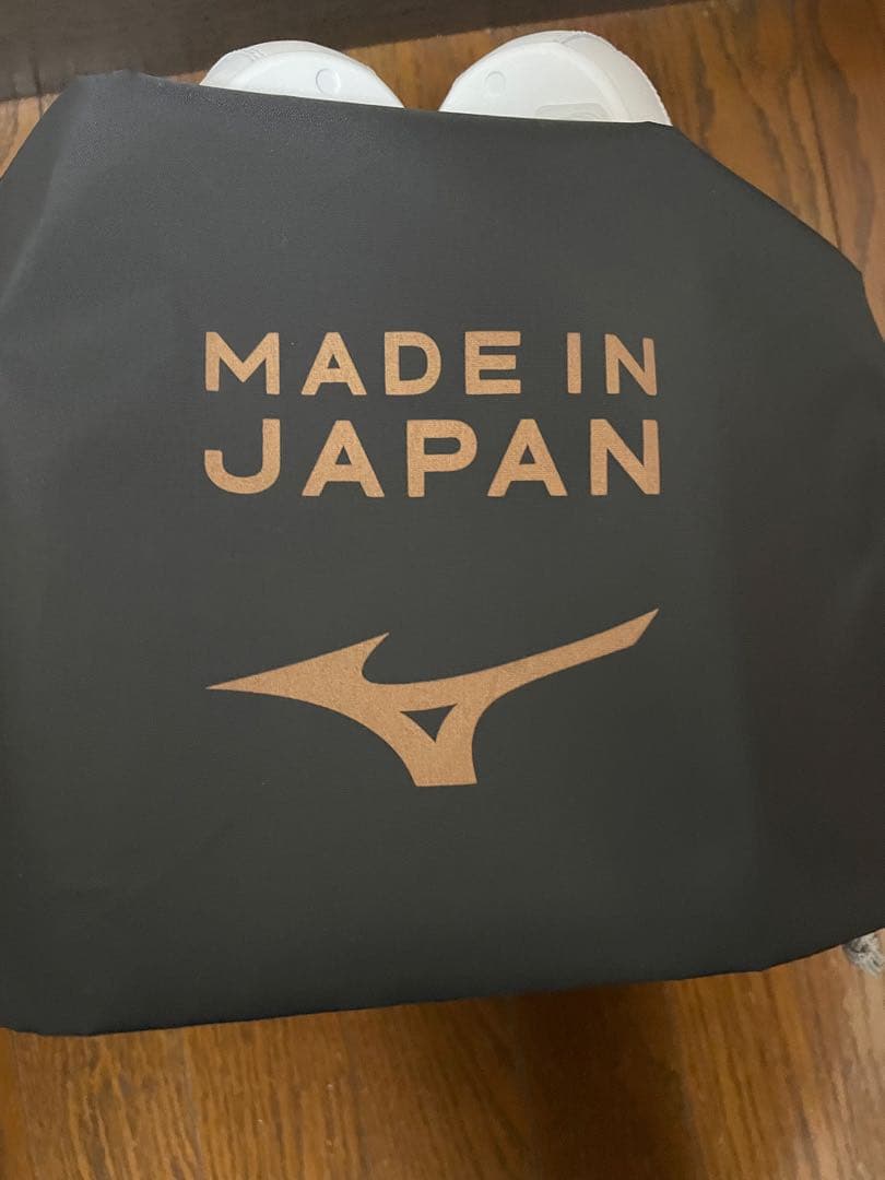 ミズノ　モレリア2 ホワイト ゴールド26.5cm