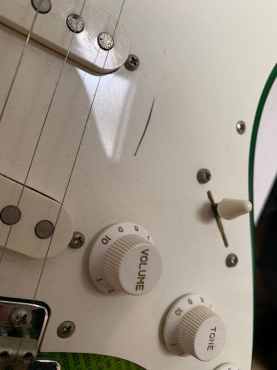 エレキギター ストラトキャスター