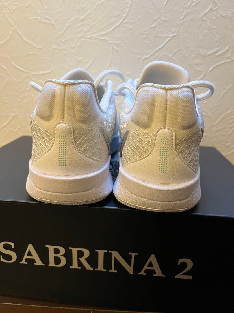 NIKE サブリナ2 EP