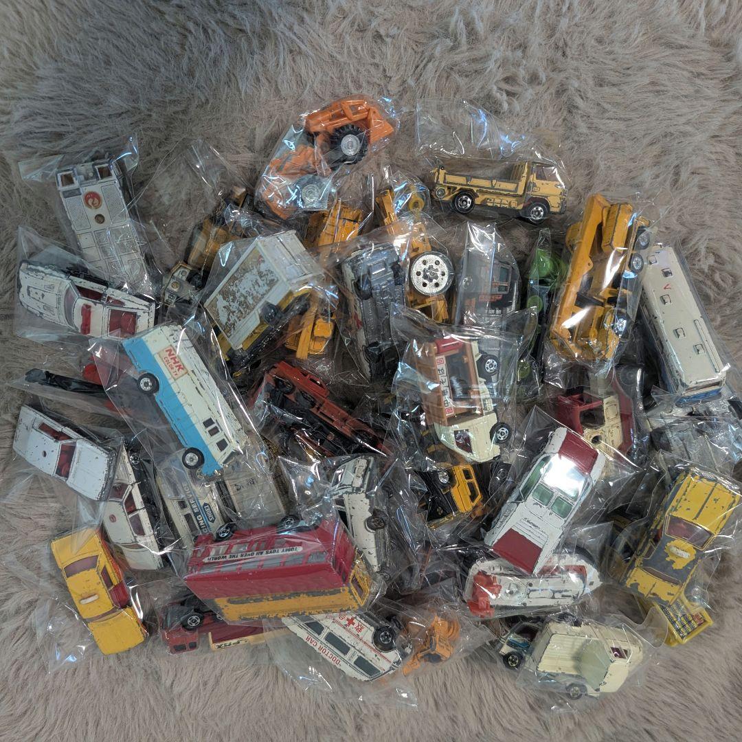 トミカ ジャンク まとめ売り 日本製 黒箱 青箱 41台 ミニカー 当時物