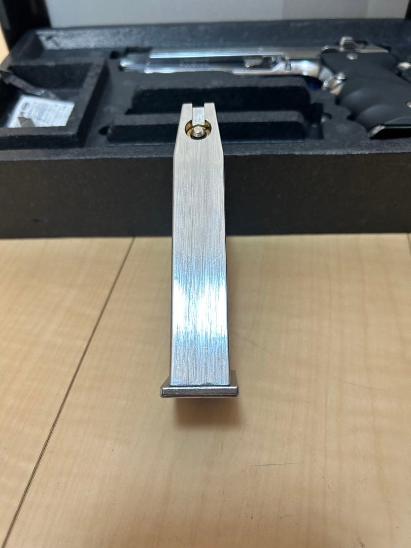 東京マルイ　m92fのステンレスモデル