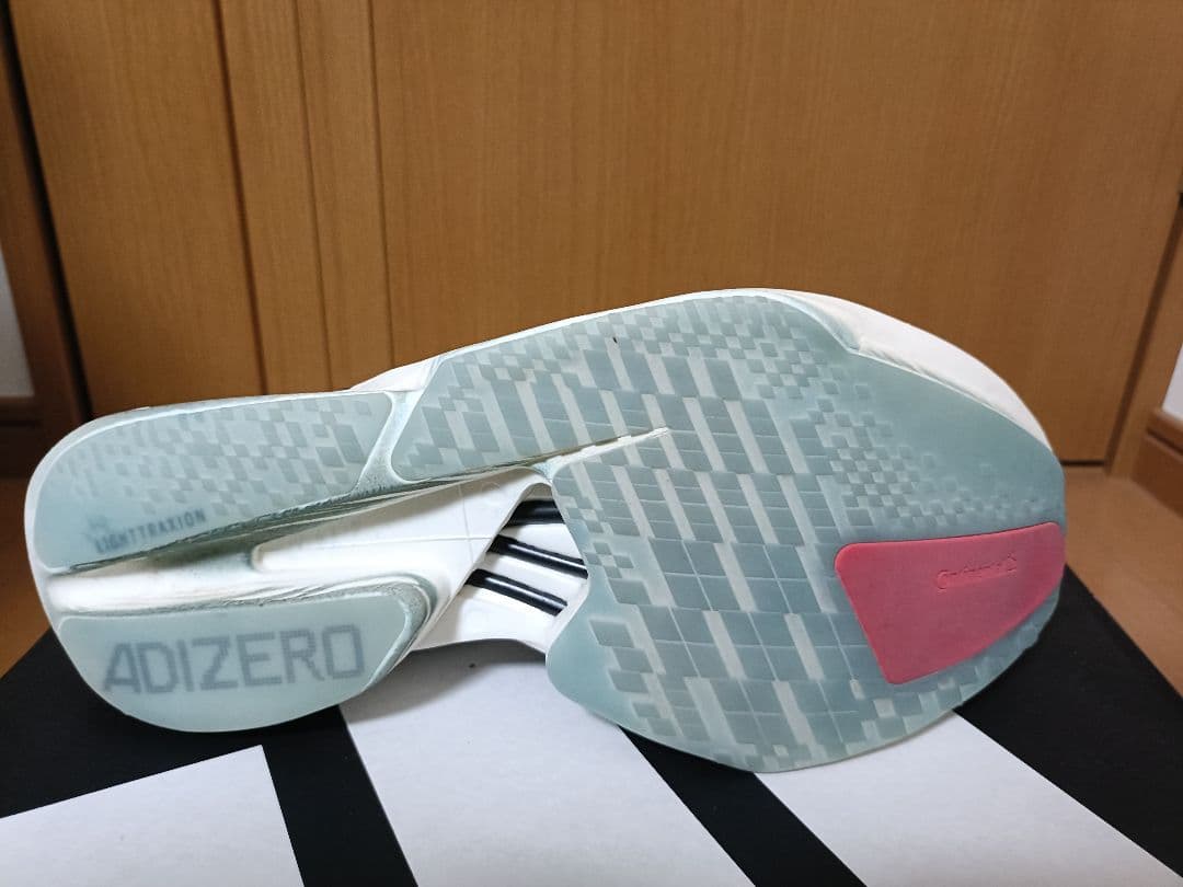 スパイク・シューズ adidas LIGHTSTRIKE PRO 4 26.5cm