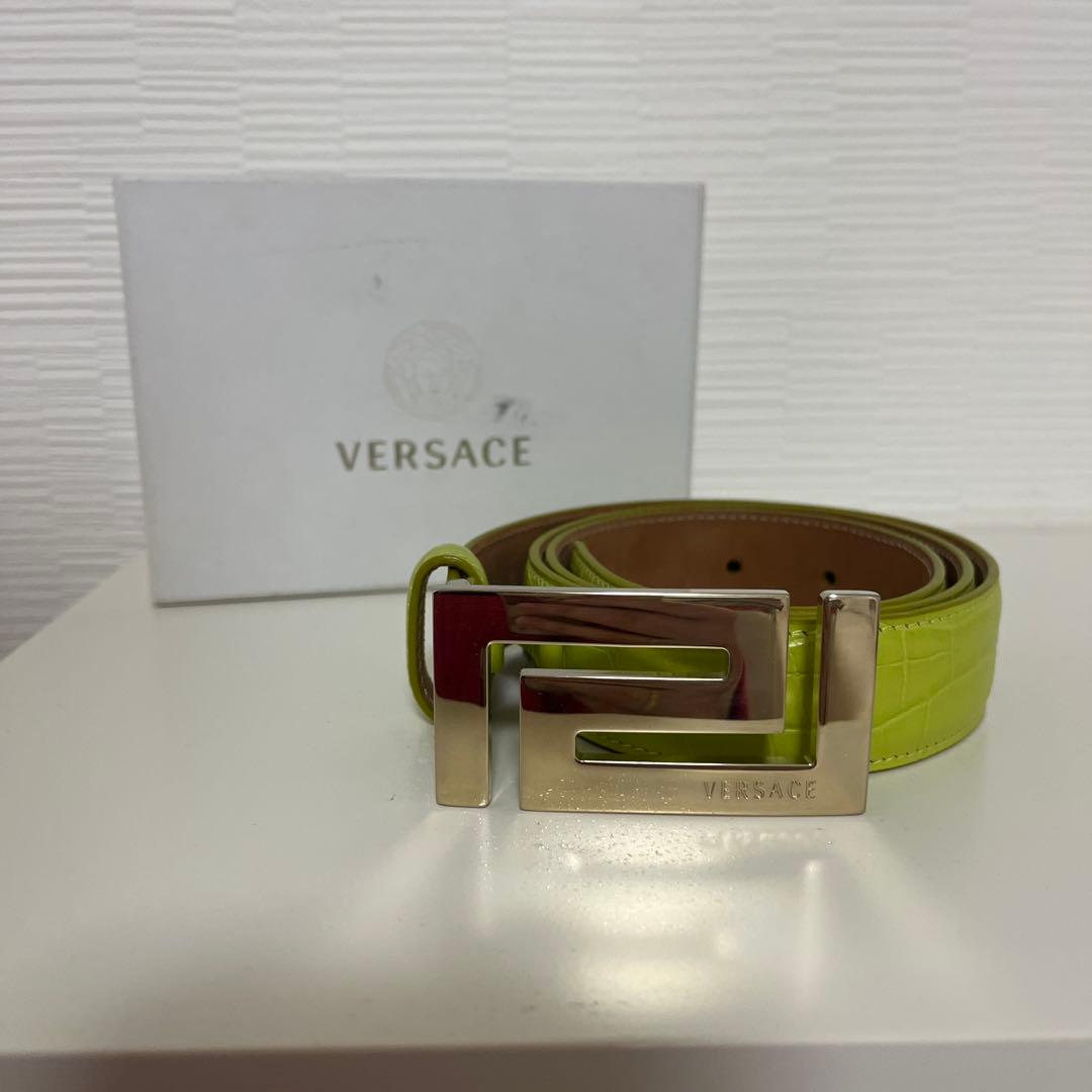 Versace ベルト未使用　訳あり