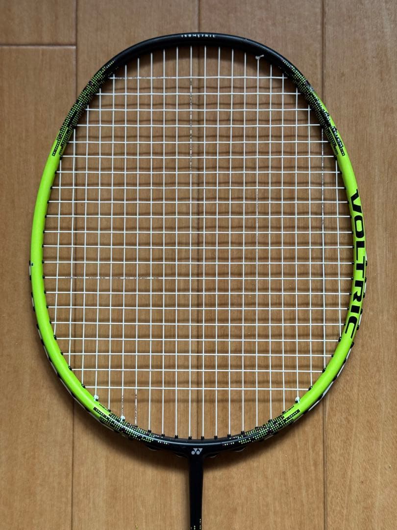 【廃盤品】YONEX VOLTRIC30 ボルトリック30 5UG5 イエロー