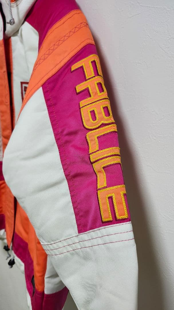 スキーウェアジャケット　ディズニー　ドナルド