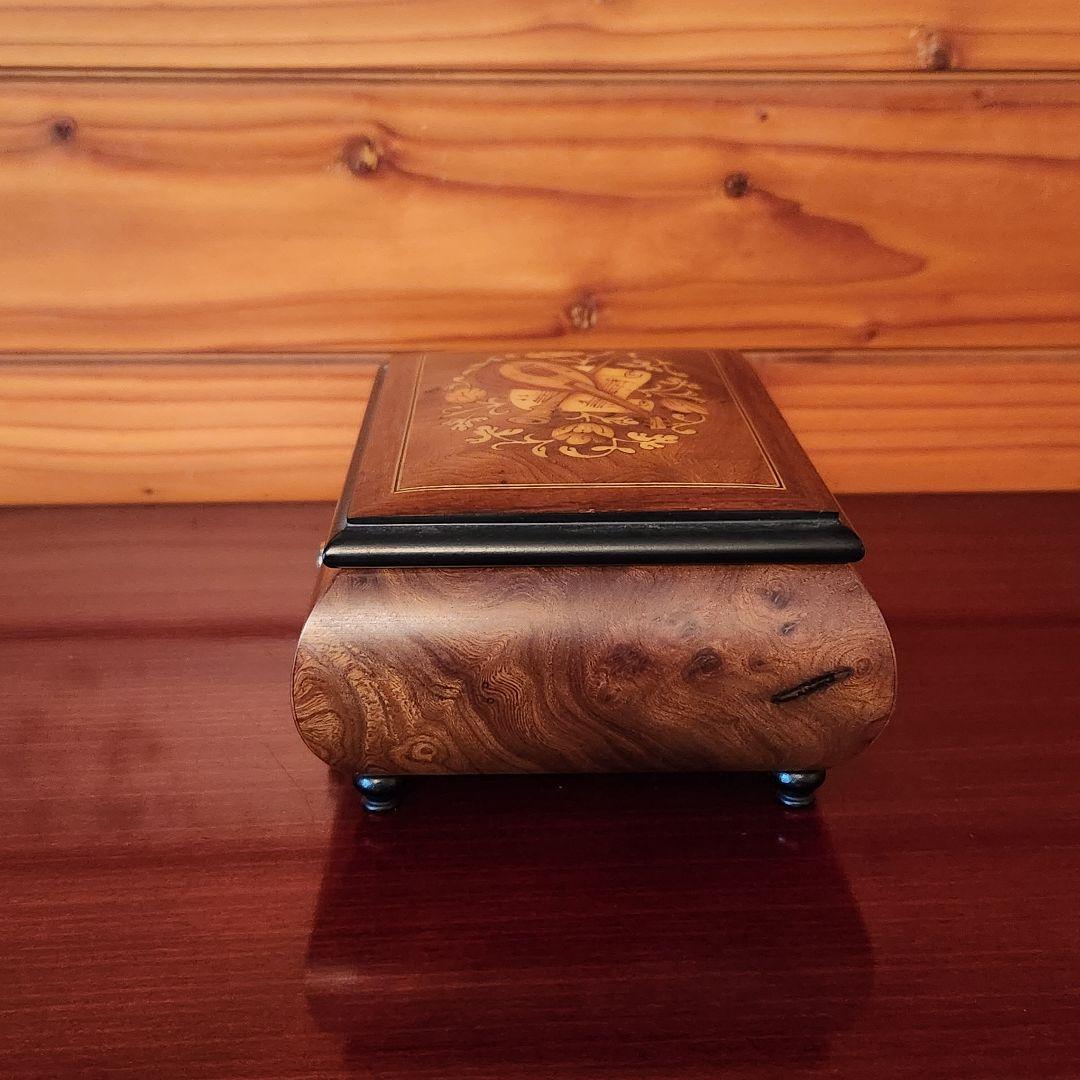 リュージュ　スイス製　エリーゼのために　オルゴール　36弁？