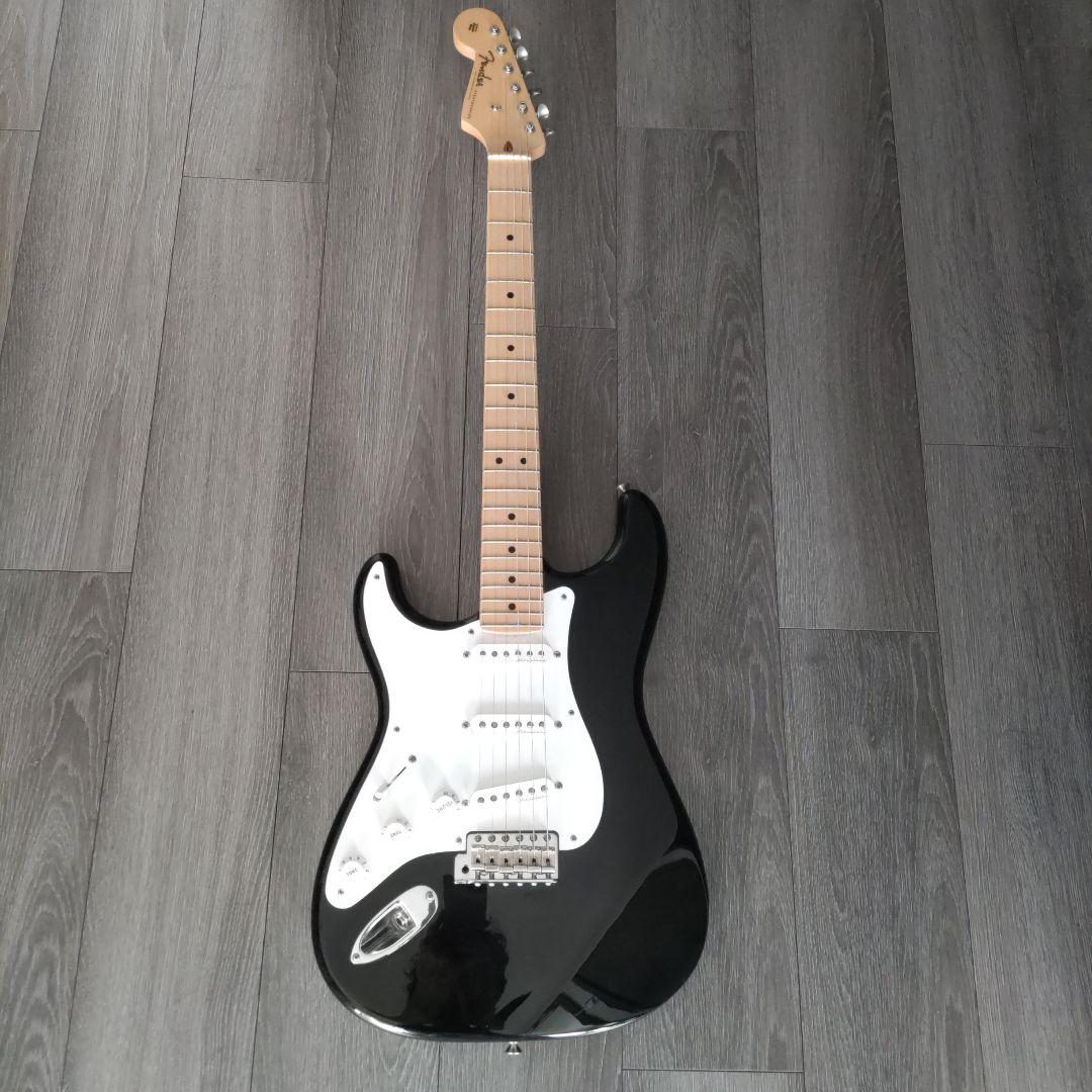 ギター　レフティ　Fender　エリック・クラプトン　ブラッキー