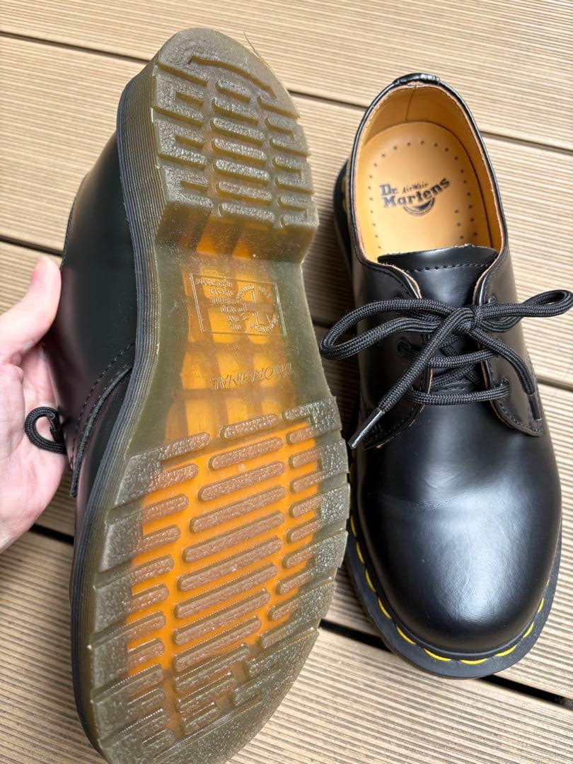 ドクターマーチン 3ホール 24cm