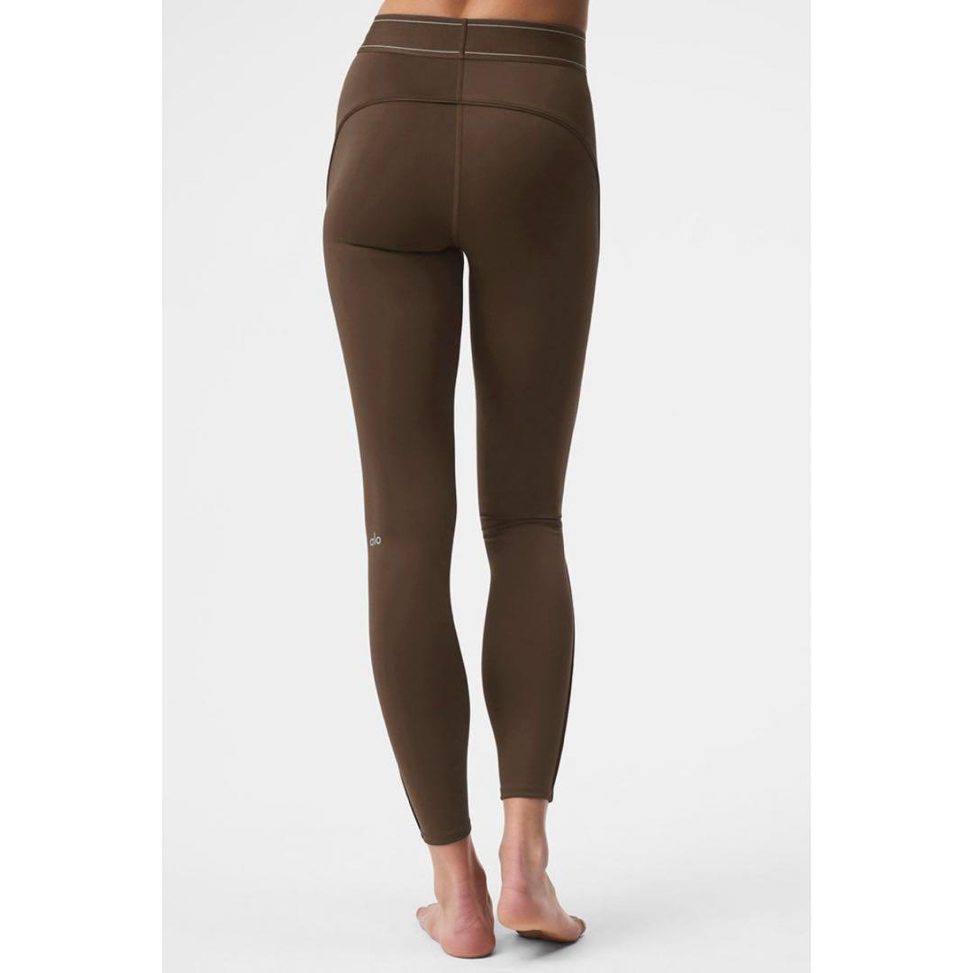 alo ダークブラウン ハイウエスト ヨガパンツ
