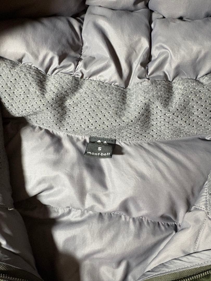 mont-bell ダウンジャケット　sサイズ