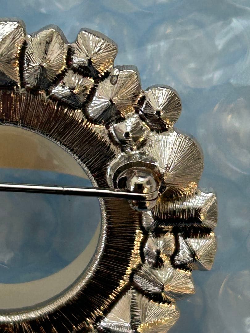 シャネル ココマーク スマイル ラインストーン ブローチ B17V