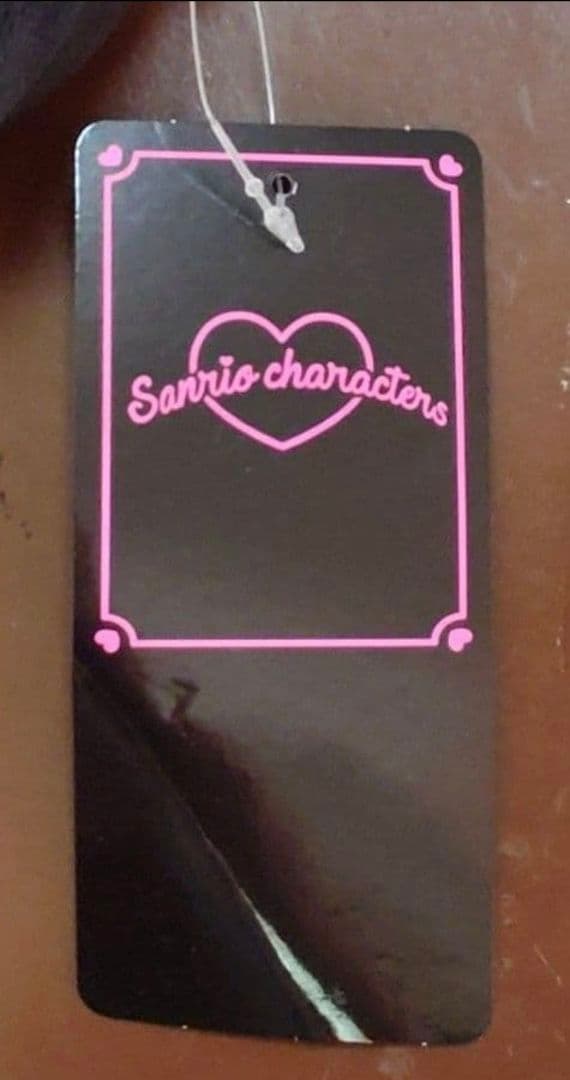 ハローキティ　３点（マスコット・ポーチ・ケース）