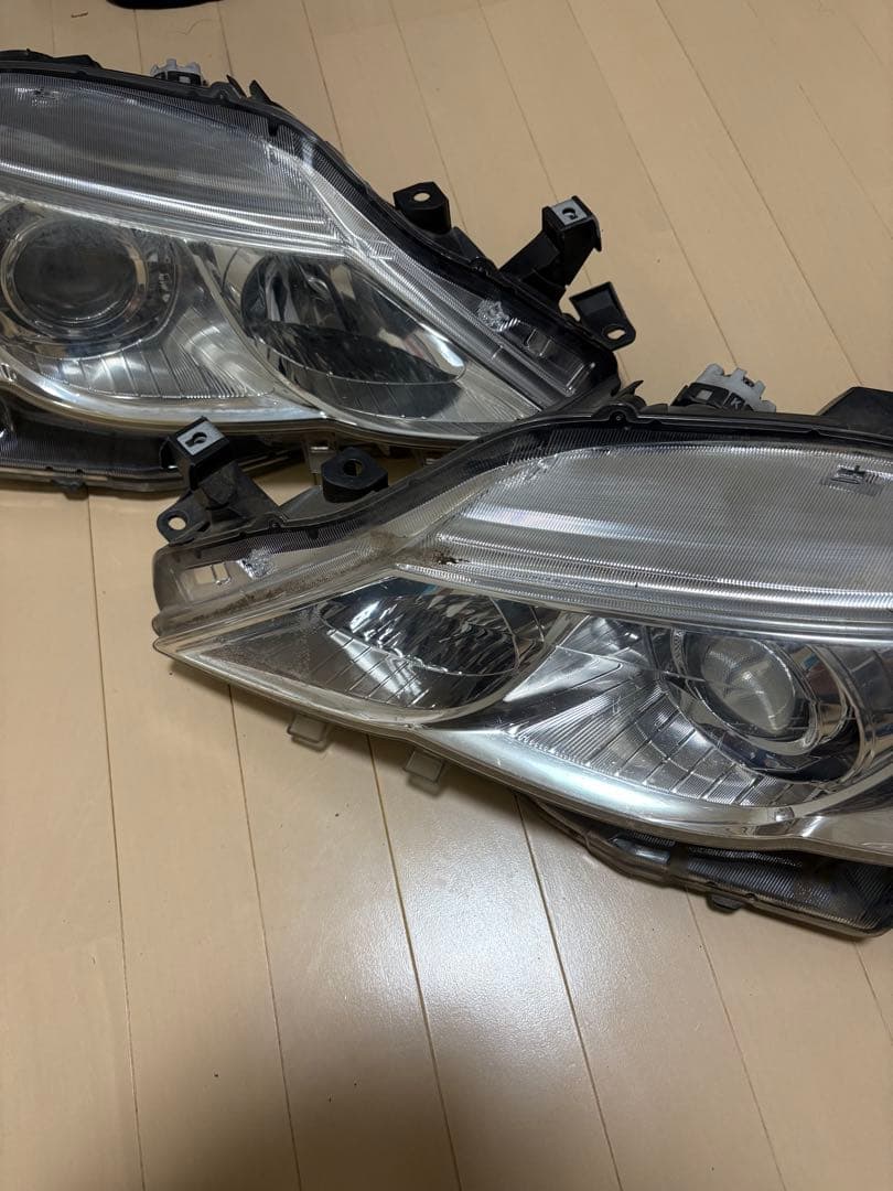 マークX 130 前期　ヘッドライト 純正