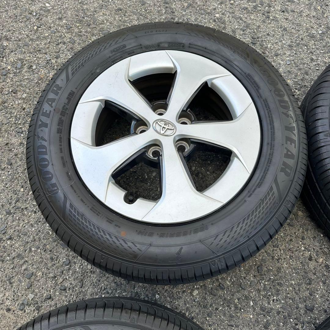 トヨタプリウス30後期純正ホイール 4本サマータイヤ付