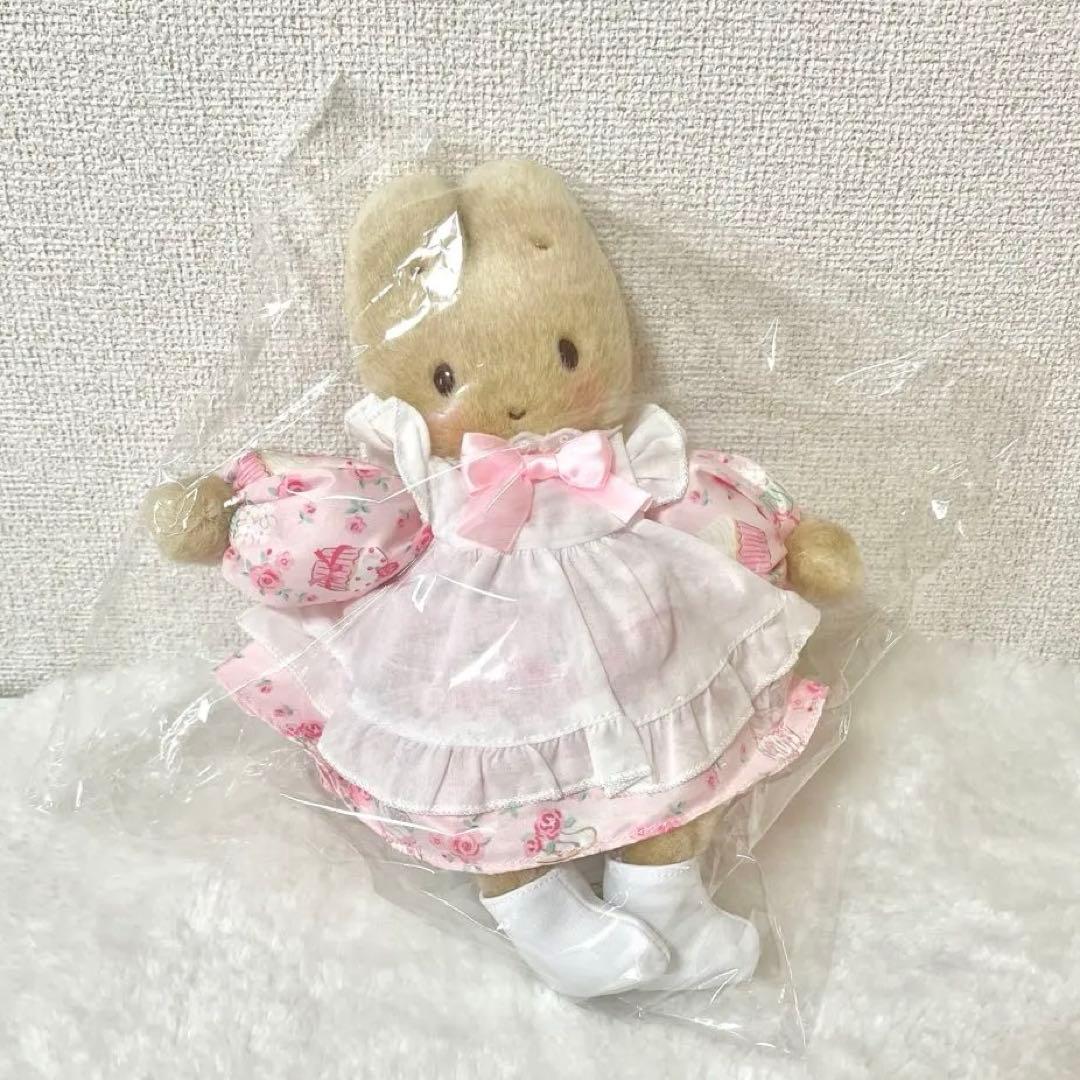 レア★ サンリオ　マロンクリーム　ぬいぐるみ　カップケーキ　マスコット